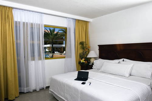 Sunsol Ecoland And Beach Resort Pedro Gonzalez Room photo